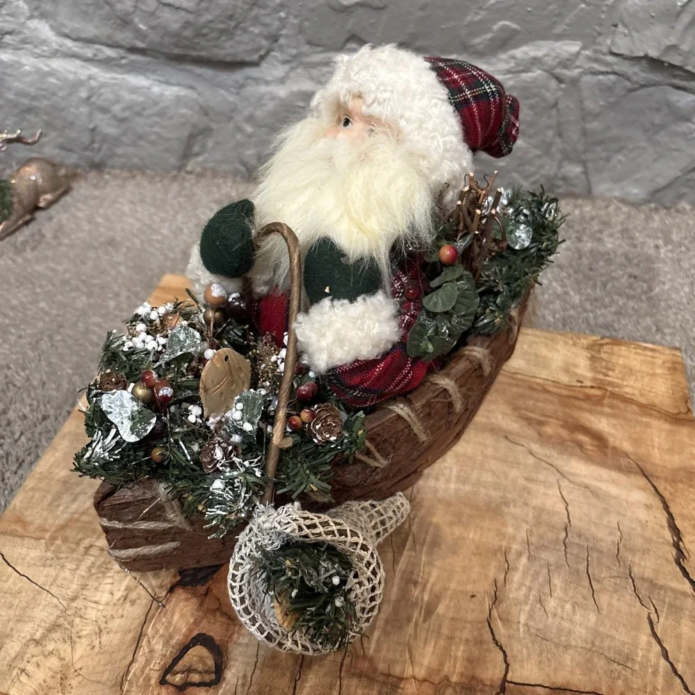 Santa Claus Figurine In Canoe‎ With Gifts Rustic Winter Decor